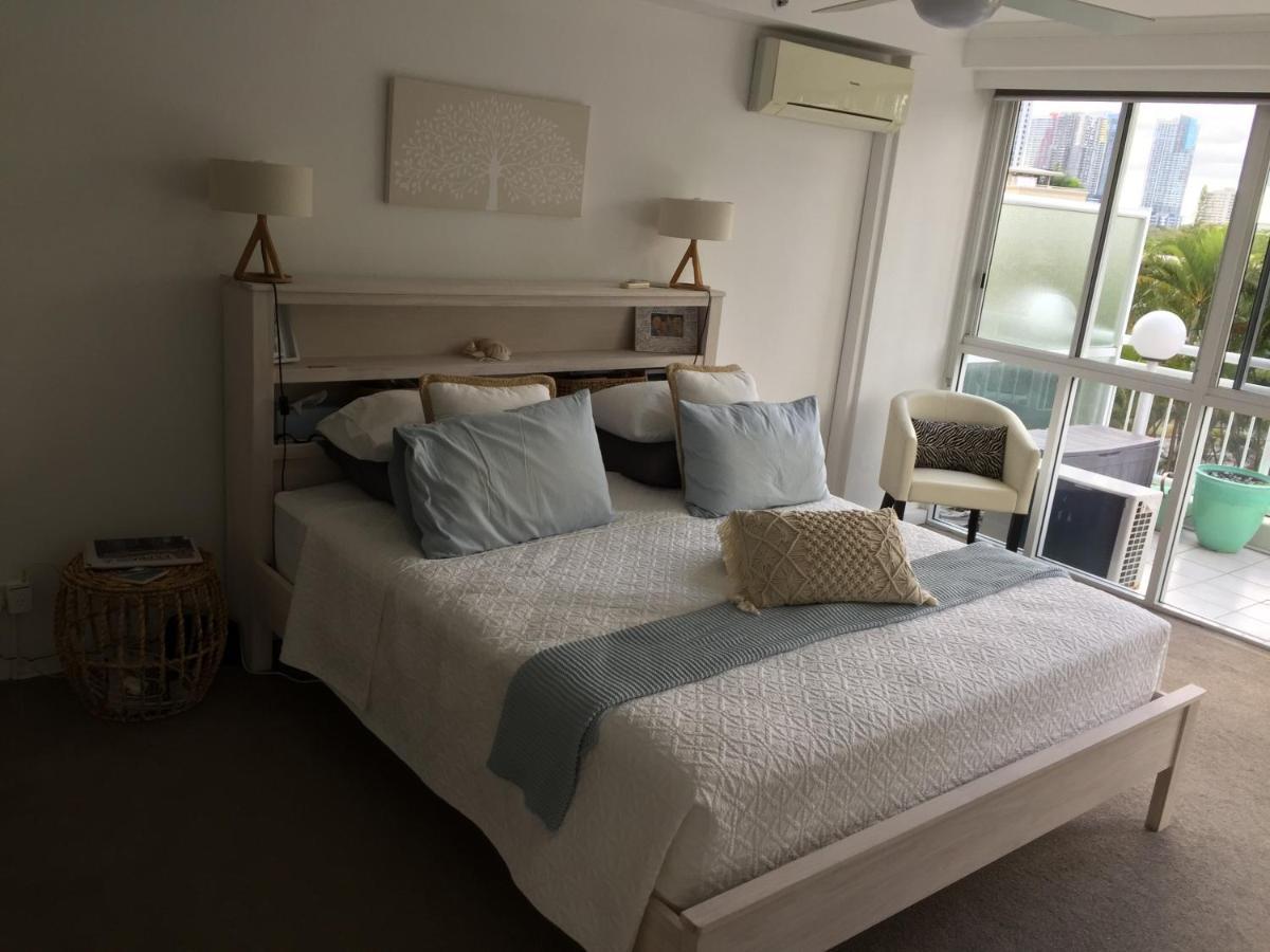 Ocean Sands Resort โกลด์โคสต์ ภายนอก รูปภาพ
